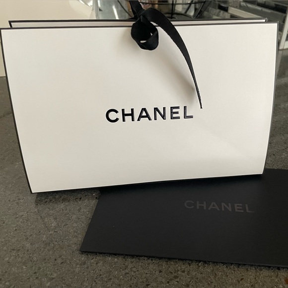 Chanel bag - Picture 1 of 1